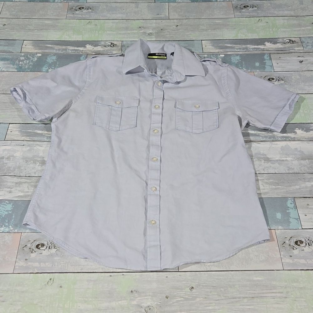 MURANO Slim Fit Light Blue Button Down sz Medium